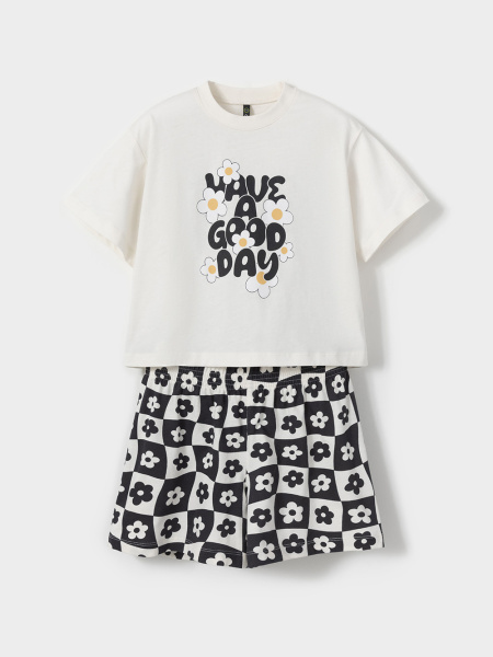 набор футболка+шорты